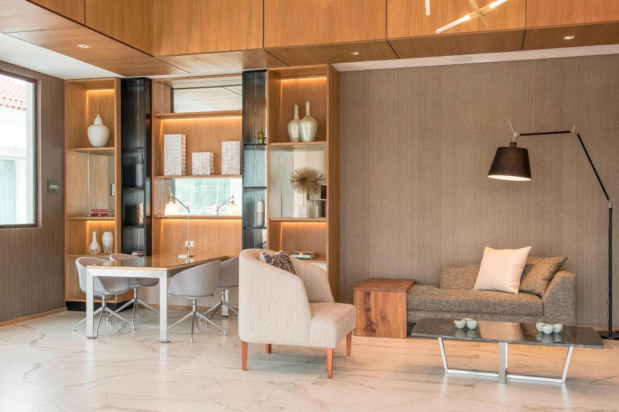 Ac Hotels By Marriott Guatemala City Exterior photo