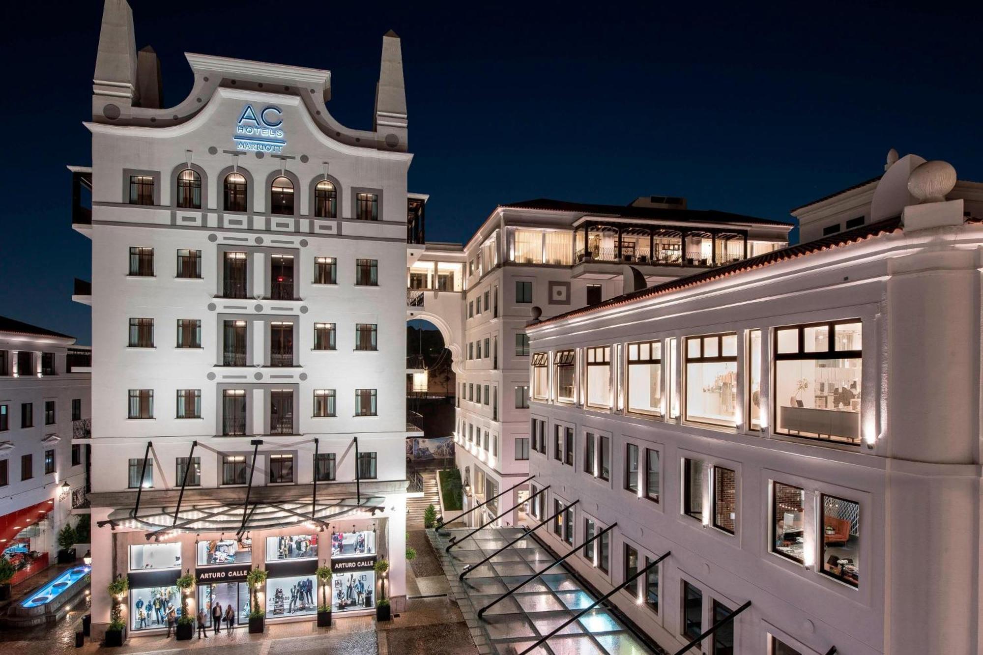 Ac Hotels By Marriott Guatemala City Exterior photo